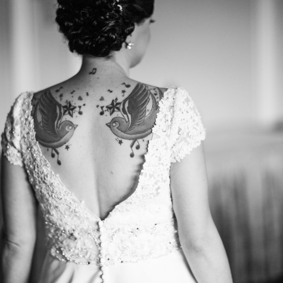 White wedding dress. It’s cleaned and boxed. Unsure the brand (sorry) - Picture 5 of 8